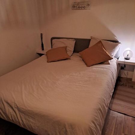 Maisonnette Vue Sur Foret Campagne  ภายนอก รูปภาพ
